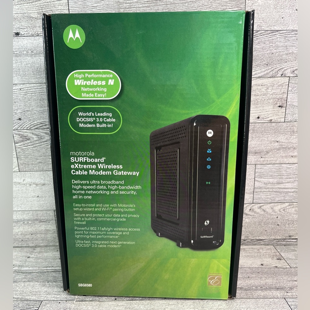 Motorola SBG6580 SURFboard DOCSIS 3.0 Cable Modem/ Wi-Fi Dual Band Router